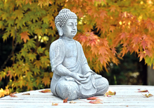 Lade das Bild in den Galerie-Viewer, Buddha Figur Groß aus Magnesia 30cm Buddhismus Sitzend Meditation
